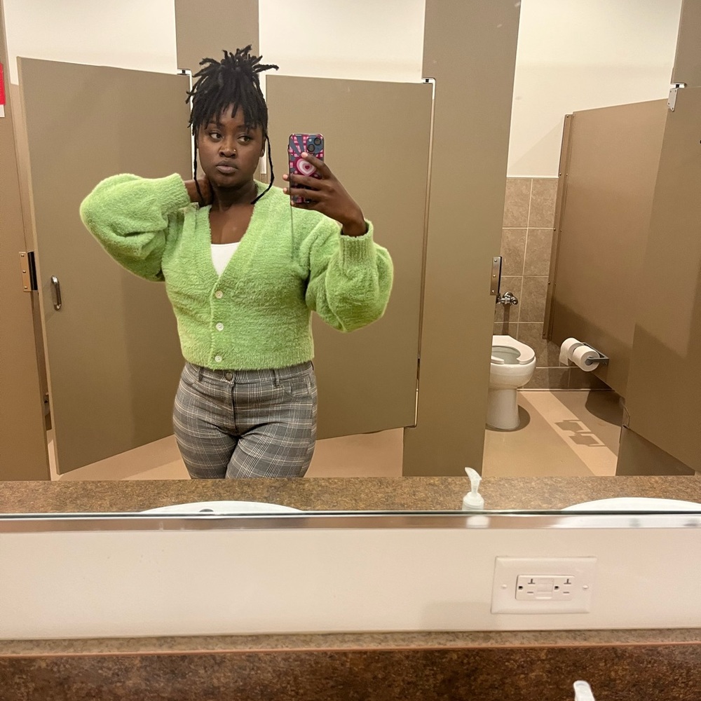 Meet your Posher, Brittany